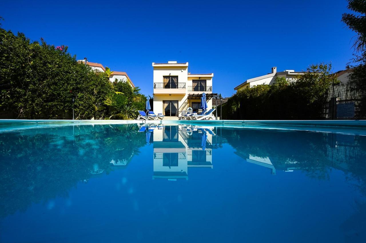 Holidays Villas Πισσούρι Εξωτερικό φωτογραφία